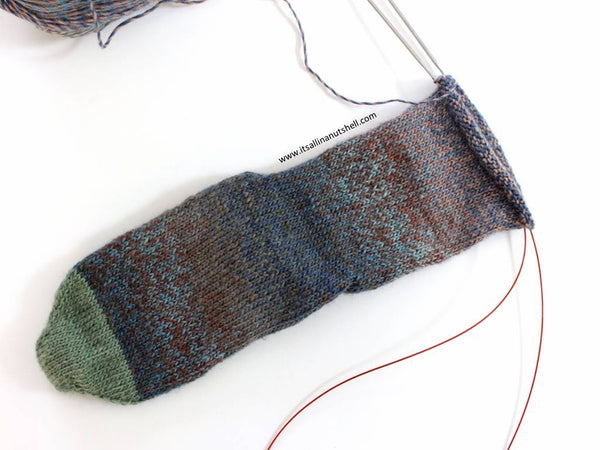Patroon : Happy Toe-Up Socks - It's all in a nutshell